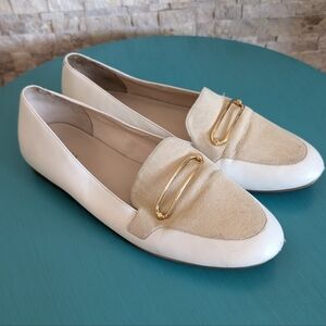 Cole Haan White and Cream Loafers Gold Flats Modern Prep Old Money Minimal Sz 9